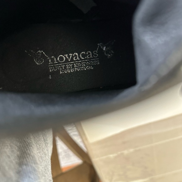 Nocovas Women's chukka Boots In Black - Picture 4 of 6